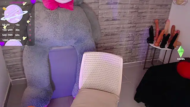 Snapshot of TinnaCobb chatting on 05/17/26, 10:22 TinnaCobb online show from 05/17/26, 10:22