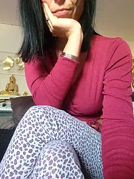 misscectito13 online show from 11/13/25, 12:15