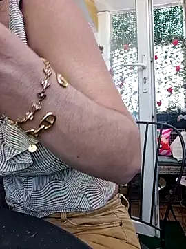 misscectito13 online show from 04/10/26, 11:04