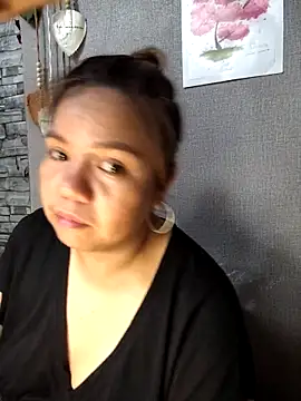 ambersmile online show from 04/10/26, 09:47