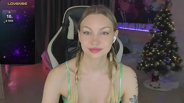 BiMolly online show from 02/15/25, 12:37