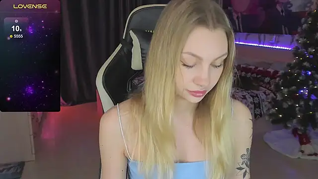 BiMolly online show from 02/24/25, 05:20