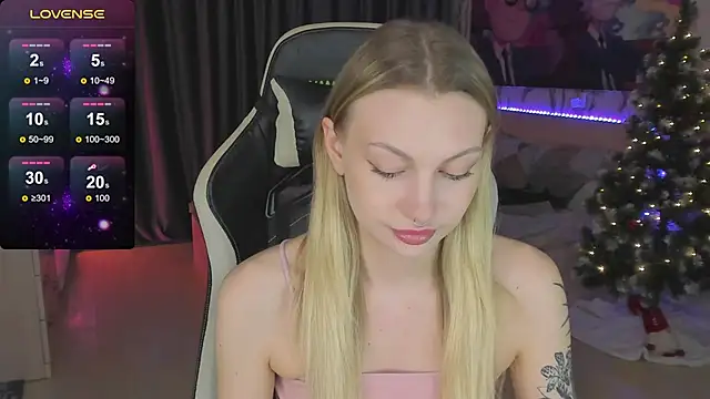 BiMolly online show from 02/25/25, 06:09