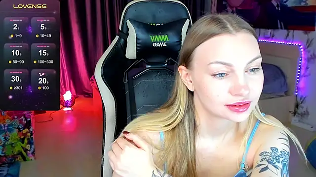 BiMolly online show from 11/13/25, 09:36