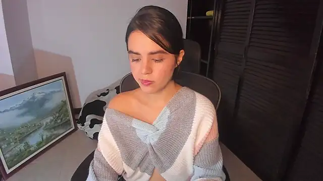 mia collins x online show from 09/08/25, 07:02