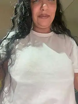 Snapshot of PichyPrettyPussy chatting on 02/02/26, 03:22 PichyPrettyPussy online show from 02/02/26, 03:22