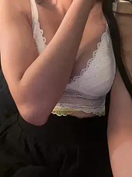 Cute crystal online show from 12/09/24, 10:41