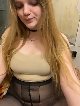 -MimmiLissa- online show from 11/28/25, 02:20