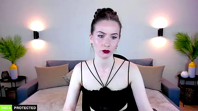 TheWoman   online show from 05/21/26, 10:44