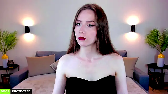 TheWoman   online show from 06/29/26, 10:59