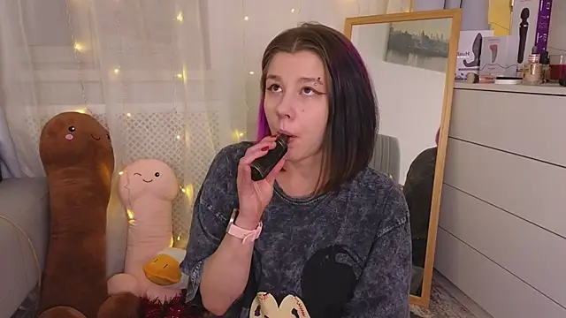 Mira Falls online show from 01/15/25, 08:51