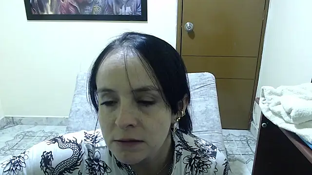 Snapshot of antara_hotgirl chatting on 06/15/26, 10:23 antara hotgirl online show from 06/15/26, 10:23