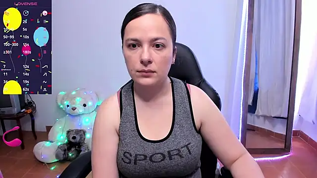 angelaagomez online show from 10/10/25, 05:01