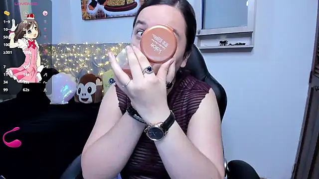 angelaagomez online show from 11/05/25, 06:08