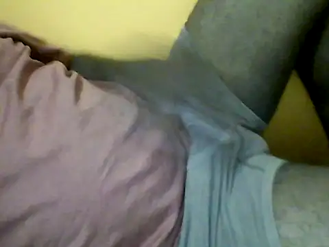 Snapshot of Indianguymohan chatting on 07/15/26, 04:23 Indianguymohan online show from 07/15/26, 04:23