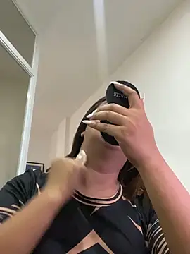 HOTTESTCANDYTS online show from 12/27/24, 08:02