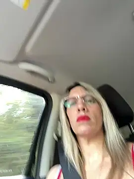 Snapshot of Gatitacarlita chatting on 01/20/25, 06:21 Gatitacarlita online show from 01/20/25, 06:21