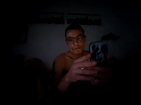 malpka25 online show from 10/28/25, 10:45