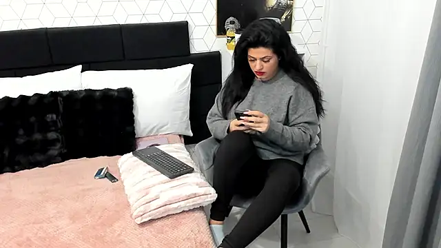 Heidix online show from 02/17/25, 04:42