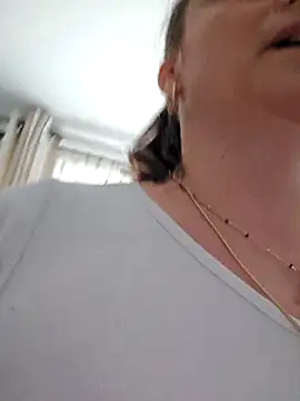 IsabelleCraft online show from 03/30/26, 01:23