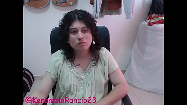 Smoke trip Alicia online show from 02/20/25, 01:08