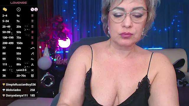 Snapshot of Ellen_Ripley chatting on 03/11/25, 12:39 Ellen Ripley online show from 03/11/25, 12:39