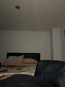 swrennn19 online show from 11/27/25, 01:07