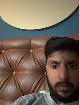 dhruv9413 online show from 05/22/26, 04:45