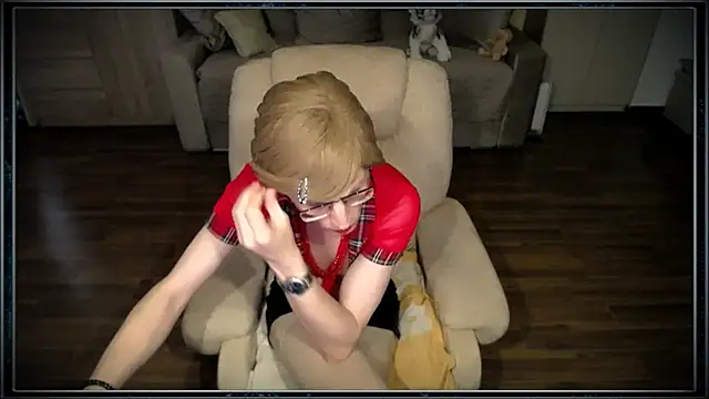 clementine online show from 12/15/25, 10:08