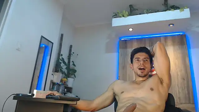 Andrew 4  online show from 02/15/26, 07:51