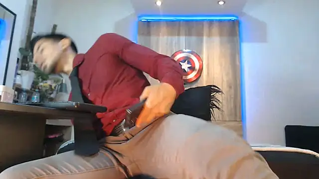 Andrew 4  online show from 04/10/26, 01:22