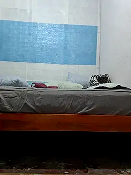 XXLorie 02 online show from 03/08/26, 02:04