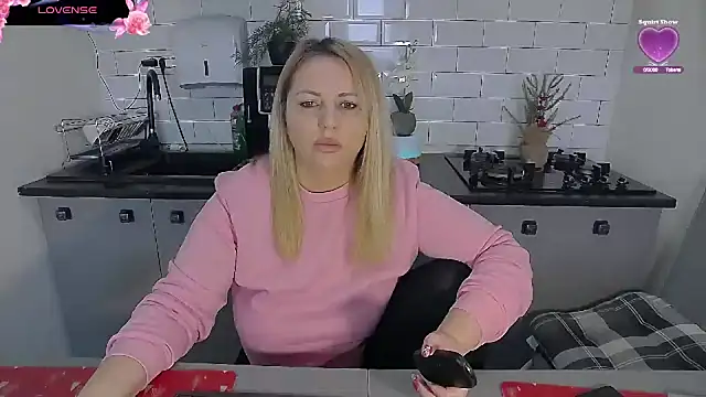 erikaerika online show from 01/09/26, 09:34