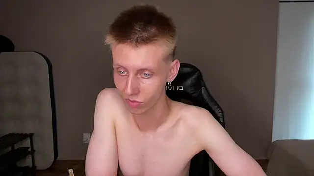 vladdymeow online show from 12/24/24, 10:39