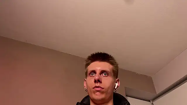 vladdymeow online show from 01/16/25, 01:27