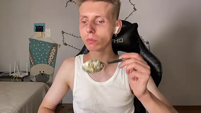 vladdymeow online show from 02/18/25, 12:37