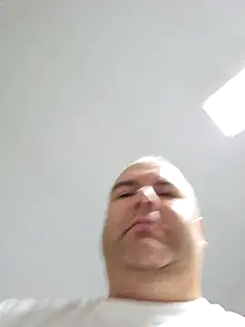 Andrew1900529 online show from 09/24/25, 04:27