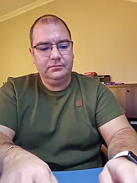 Andrew1900529 online show from 10/27/25, 07:23