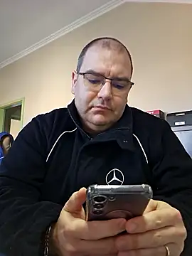 Andrew1900529 online show from 01/12/26, 11:37