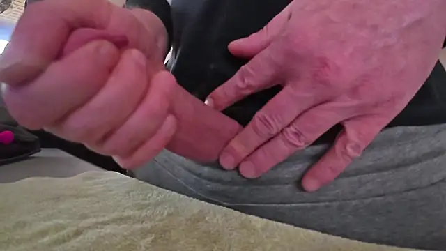 NylonHype online show from 03/01/25, 12:34