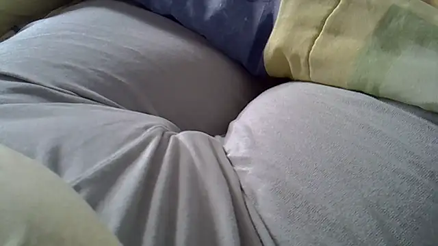 perescam online show from 04/18/26, 01:04