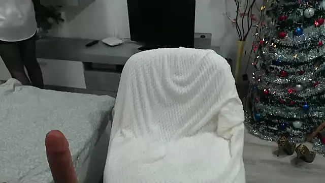 JullieMilf online show from 12/28/24, 05:03