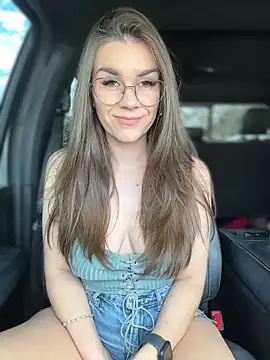 MaggyMayI online show from 02/15/26, 06:04