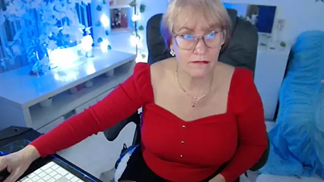 Ghertrude52 online show from 11/28/25, 04:04