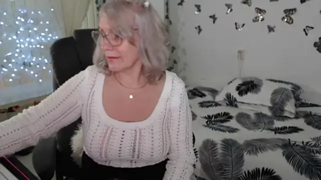 Ghertrude52 online show from 03/19/26, 09:13