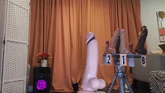 Foglove69 online show from 11/11/25, 05:24