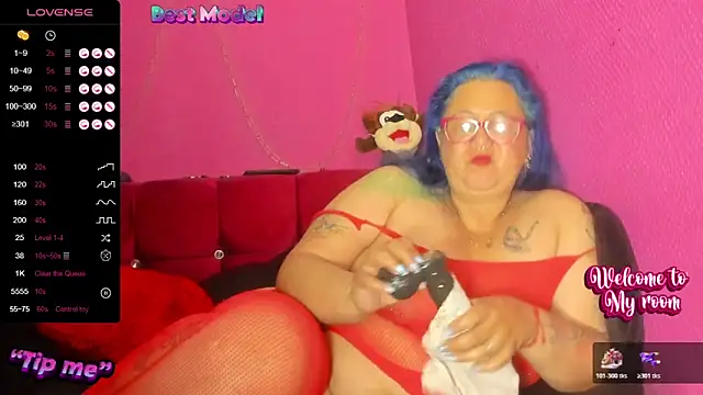Snapshot of AnalGoddes chatting on 01/06/26, 11:18 AnalGoddes online show from 01/06/26, 11:18