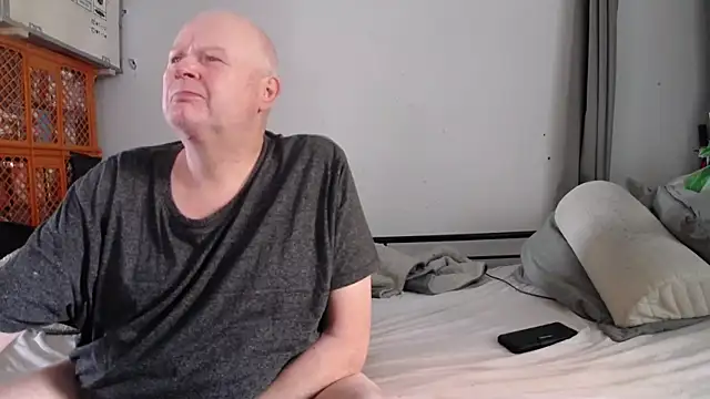 Vandrino online show from 10/19/25, 02:50