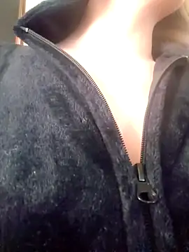 PinkTheHawk online show from 03/04/26, 01:33