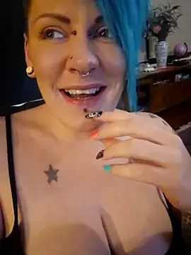 PinkTheHawk online show from 04/07/26, 10:26